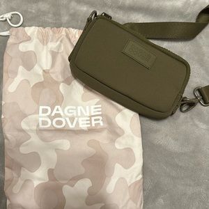 DAGNE DOVER MARA CROSSBODY EXCELLENT CONDITION, USED ONCE!